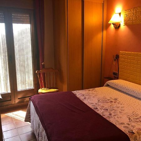 Casa Jesus Guest House Abiego ภายนอก รูปภาพ